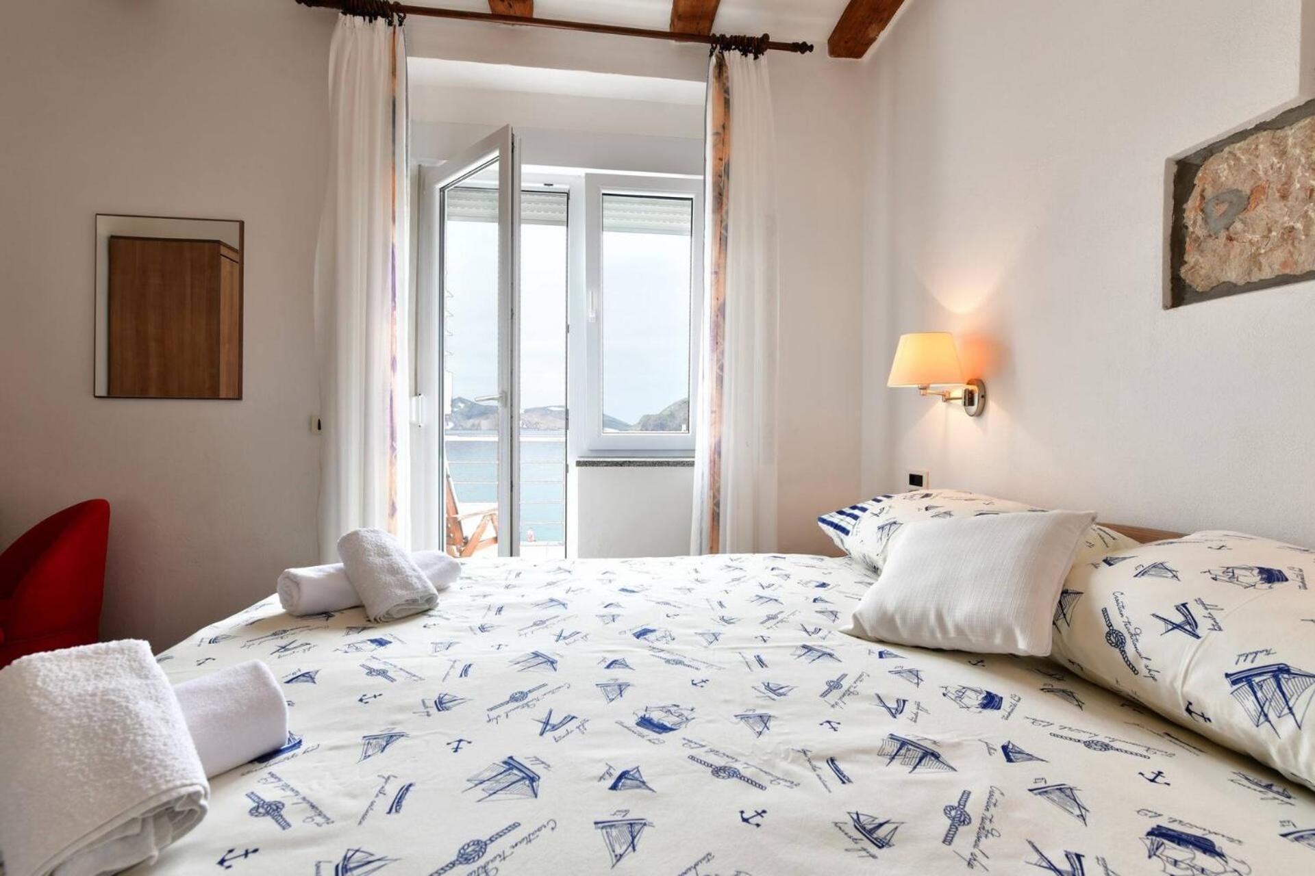 Apartments Barbalic Beach Baska  Ngoại thất bức ảnh